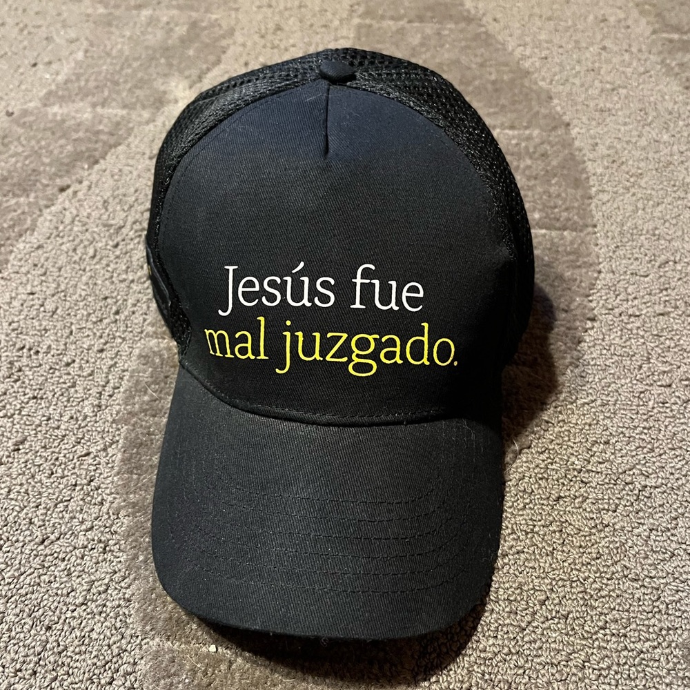 *6 for $10!* Jesús fue mal juzgado El nos entiende Jesus He Gets Us Black Hat
